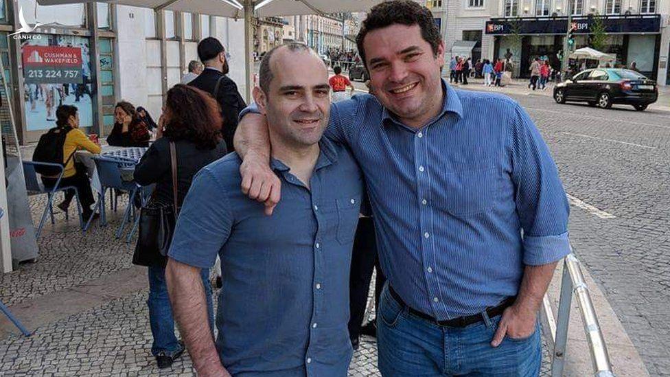 Từ chối tiêm vaccine, cả gia đình 3 người đều tử vong vì Covid-19 chỉ trong 1 tuần Từ chối tiêm vaccine, cả gia đình 3 người đều tử vong vì Covid-19 chỉ trong 1 tuần