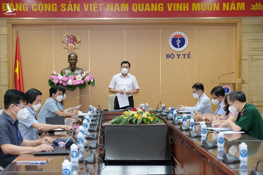 ‘Không thu bất kỳ chi phí nào liên quan tiêm vaccine Covid-19’