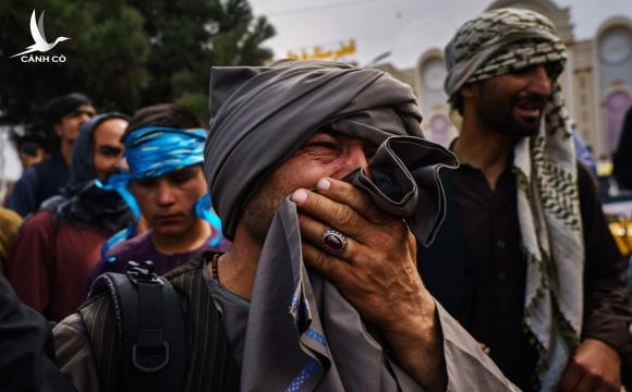 Chính quyền Biden “hạ độc thủ” đúng giờ G: Chiếm xong Kabul, Taliban “khóc không thành tiếng”