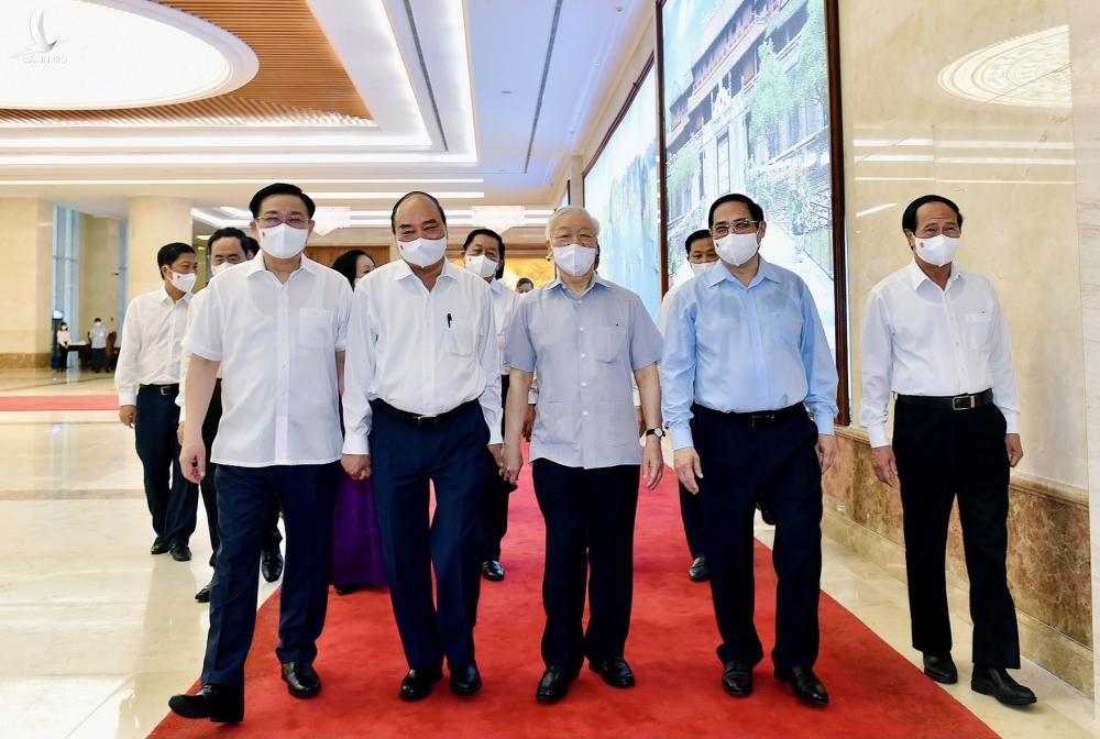 Tổng Bí thư: ‘Tiền bạc lắm làm gì, chết có mang theo được đâu’ Tổng Bí thư: ‘Tiền bạc lắm làm gì, chết có mang theo được đâu’