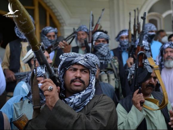 Taliban trỗi dậy và giành lại Afghanistan như thế nào?