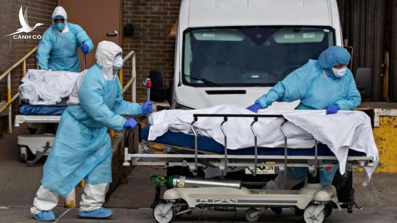 Y tá Mỹ ám ảnh bệnh nhân Covid-19 chết vì không tiêm vắc xin Y tá Mỹ ám ảnh bệnh nhân Covid-19 chết vì không tiêm vắc xin