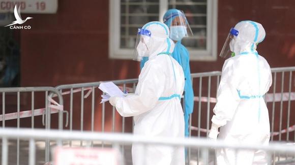 Thủ tướng: Di dời bớt người dân ở ổ dịch Thanh Xuân Trung Thủ tướng: Di dời bớt người dân ở ổ dịch Thanh Xuân Trung