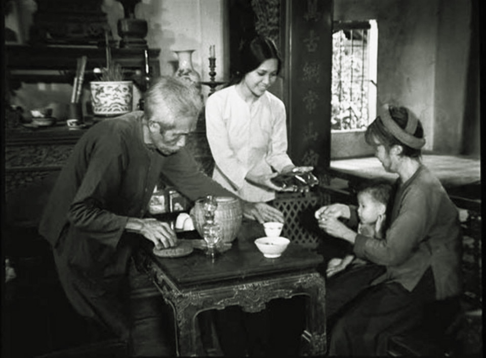 Phận người ở lại chẳng vô danh Phận người ở lại chẳng vô danh