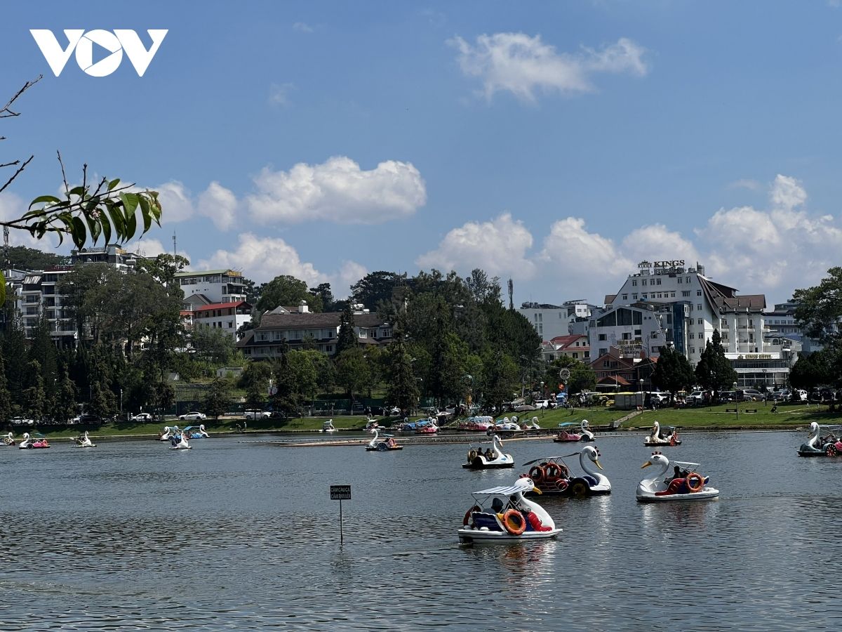 Bác bỏ thông tin sai sự thật “Đà Lạt xảy ra biến lớn” Bác bỏ thông tin sai sự thật “Đà Lạt xảy ra biến lớn”