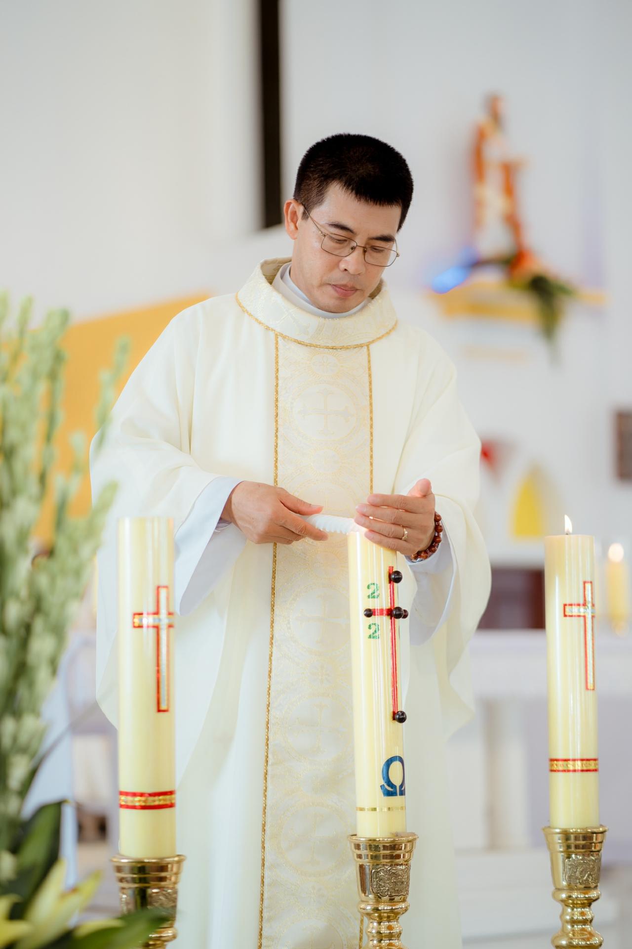 Linh mục Nguyễn Quang Trung, quản xứ Xuân Mỹ đừng đưa thông tin kích động ảnh hưởng đến việc học của học sinh Linh mục Nguyễn Quang Trung, quản xứ Xuân Mỹ đừng đưa thông tin kích động ảnh hưởng đến việc học của học sinh